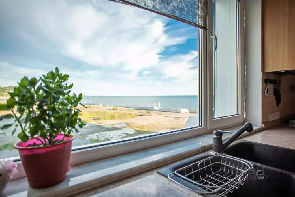 Дом в Краснодарский край, Сочи Новороссийское ш., 27 (400 м) - Фото 2