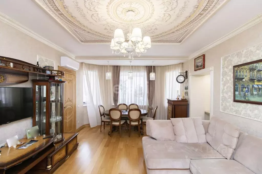 3-к кв. Тюменская область, Тюмень ул. Энергетиков, 37 (91.0 м) - Фото 1