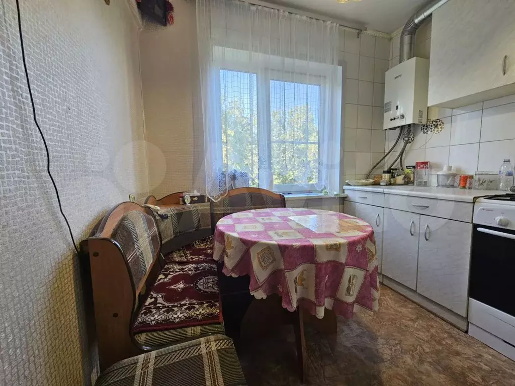 3-к. квартира, 60 м, 5/5 эт. - Фото 0