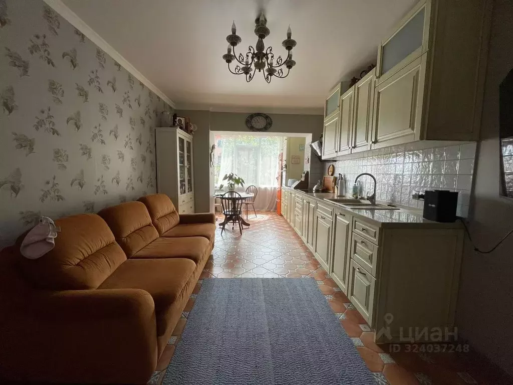 3-к кв. Краснодарский край, Сочи ул. Свердлова, 114А (75.0 м) - Фото 1