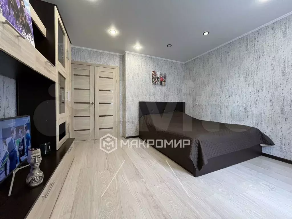1-к. квартира, 37 м, 2/10 эт. - Фото 1