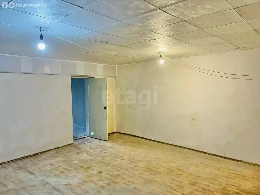 3-комнатная квартира: Алупка, улица Василия Сурикова, 10 (86.7 м) - Фото 1