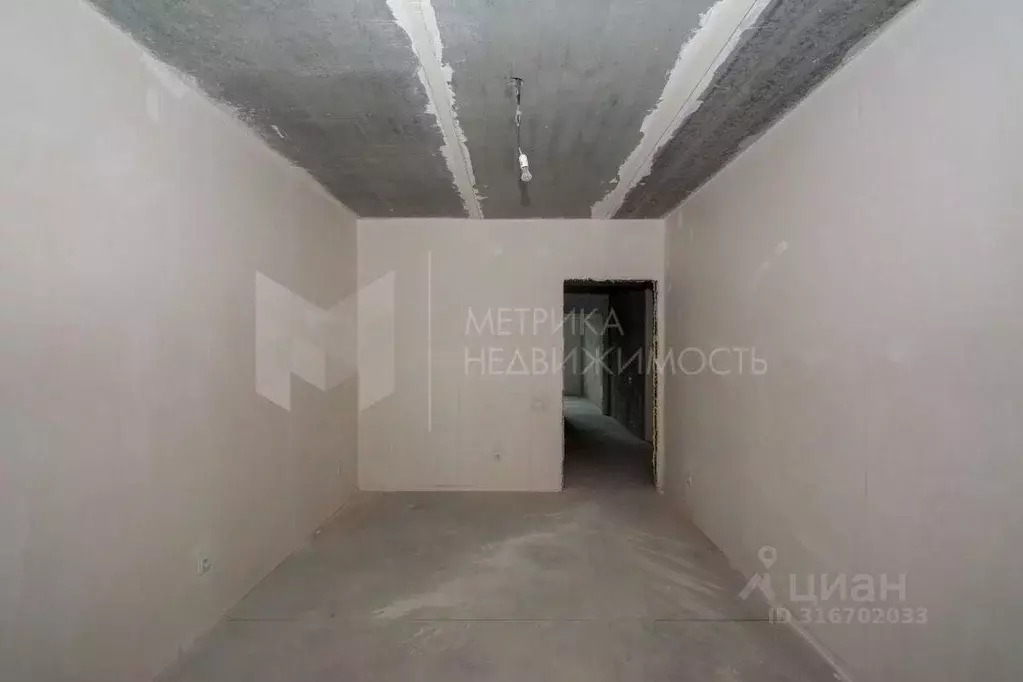 2-к кв. Тюменская область, Тюмень ул. Тимофея Кармацкого, 5 (70.0 м) - Фото 0