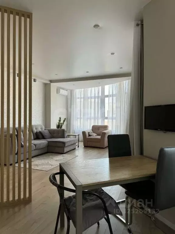 2-к кв. Краснодарский край, Геленджик Крымская ул., 22к10 (75.0 м) - Фото 2