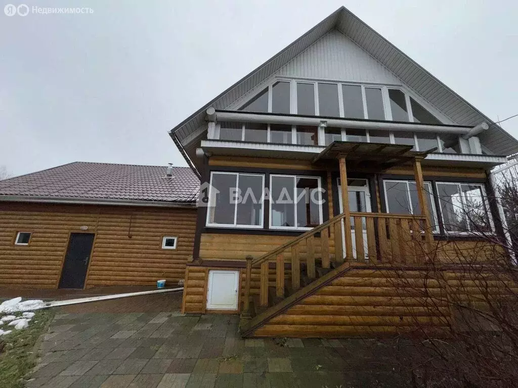 Дом в Заозерье, Центральная улица, 99 (150 м) - Фото 2