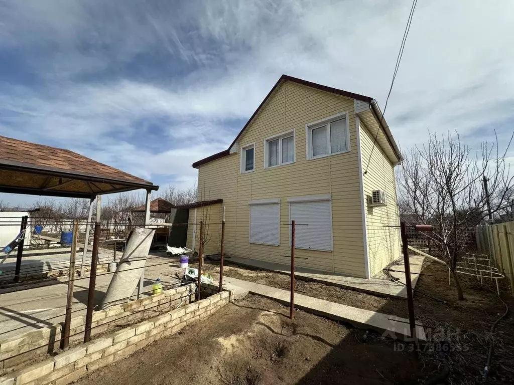 Дом в Волгоградская область, Волжский Латекс СНТ, ул. 2-я (90 м) - Фото 1