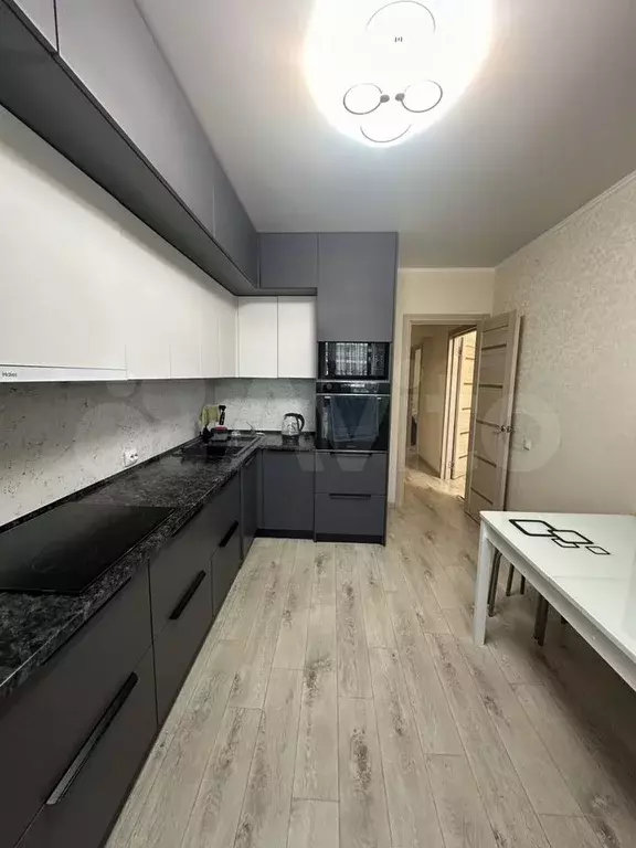 2-к. квартира, 61,3 м, 7/10 эт. - Фото 0