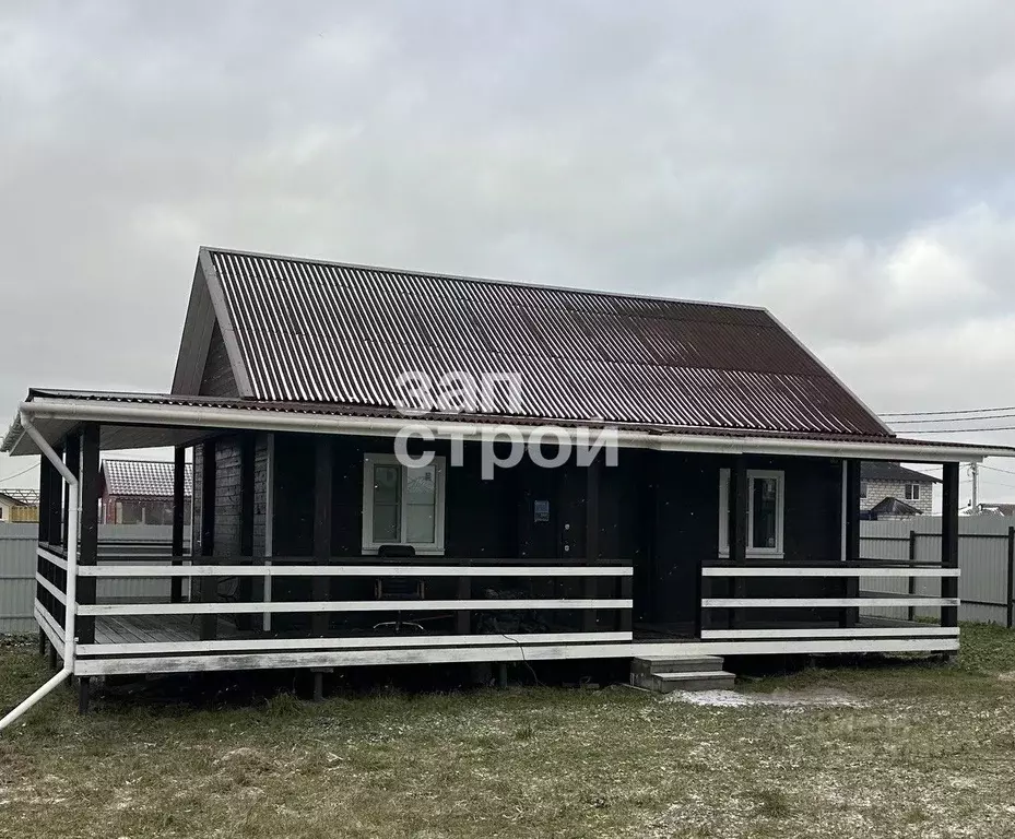 Дом в Ленинградская область, Гатчинский муниципальный округ, д. Бугры ... - Фото 1