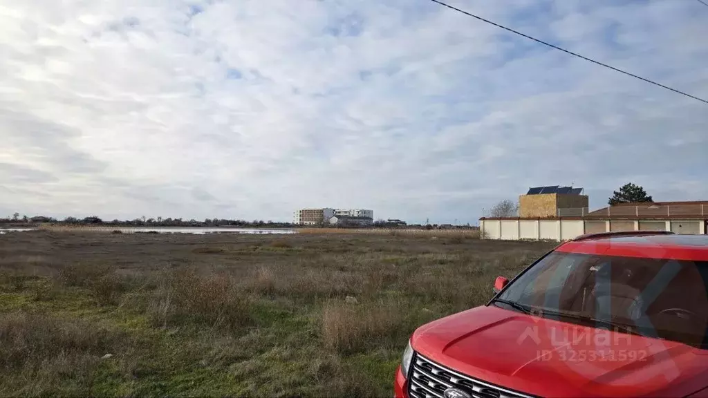 Участок в Крым, Сакский район, с. Штормовое ул. Прибрежная, 43А (10.0 ... - Фото 1