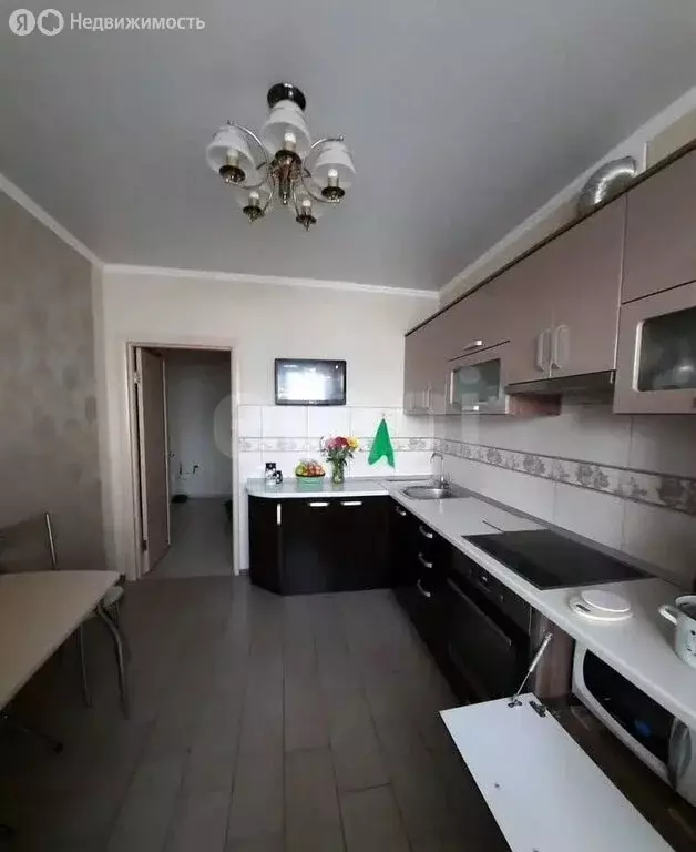 2-комнатная квартира: Барнаул, улица Сергея Семёнова, 1 (63.7 м) - Фото 2