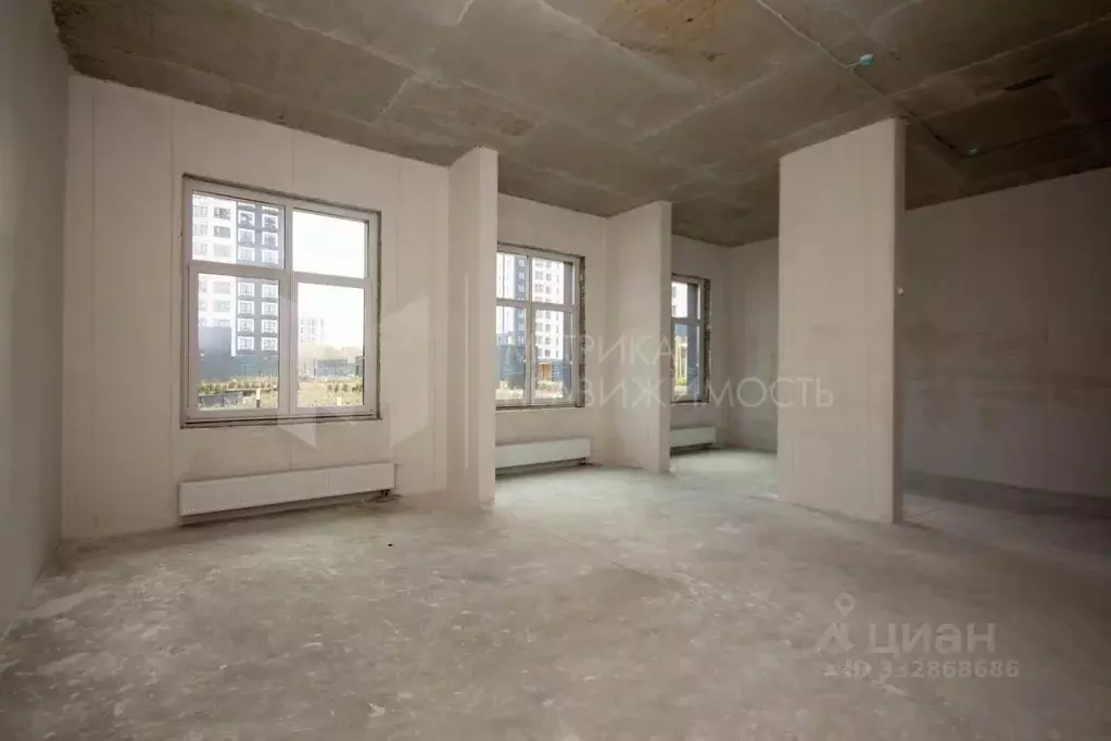 Помещение свободного назначения в Тюменская область, Тюмень ул. ... - Фото 1