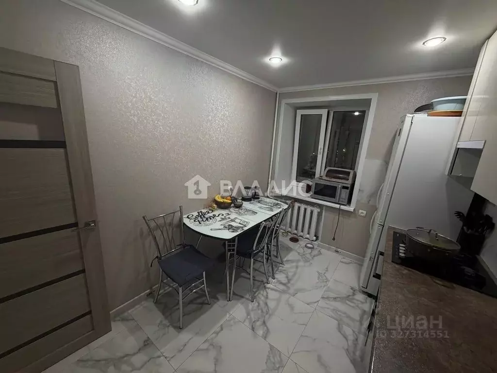 2-к кв. Владимирская область, Гусь-Хрустальный Теплицкий просп., 21 ... - Фото 2