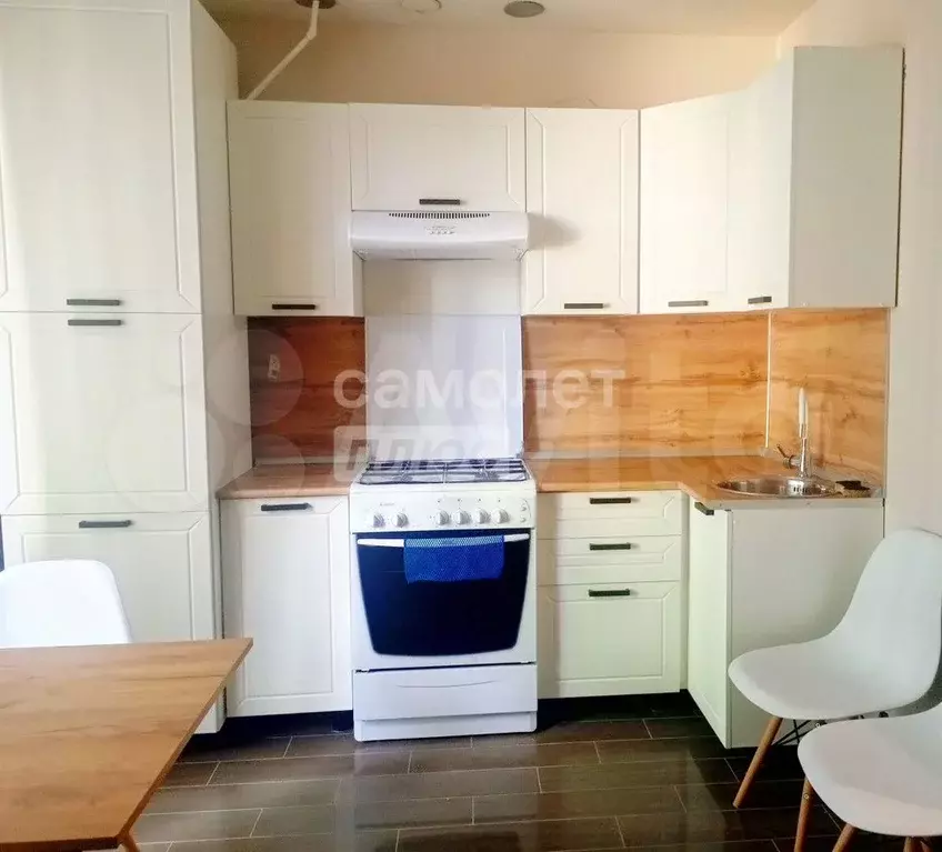 1-к. квартира, 45 м, 1/10 эт. - Фото 1