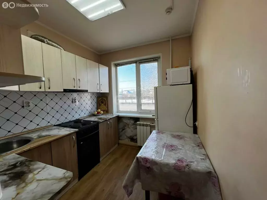 3-комнатная квартира: Арсеньев, улица Жуковского, 11 (61 м) - Фото 2