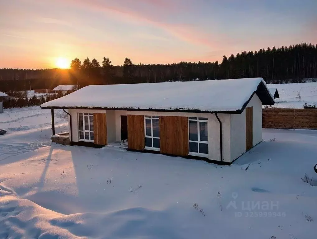 Дом в Свердловская область, Сысертский муниципальный округ, д. Ключи ... - Фото 1