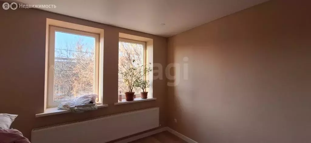 3-комнатная квартира: Нальчик, улица Вологирова, 10 (48.1 м) - Фото 1