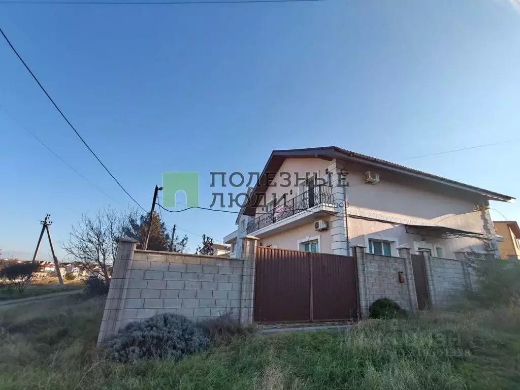Дом в Севастополь бул. Античный, 14 (240 м) - Фото 1