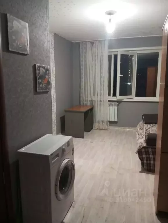 Студия Красноярский край, Красноярск ул. Толстого, 45 (18.0 м) - Фото 0