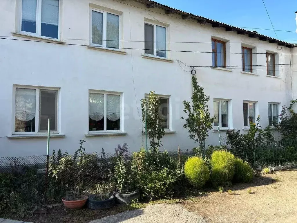 2-к кв. Крым, Бахчисарай ул. Ломоносова, 9/17 (58.6 м) - Фото 0