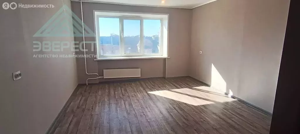 3-комнатная квартира: Абакан, улица Щетинкина, 61 (65 м) - Фото 1