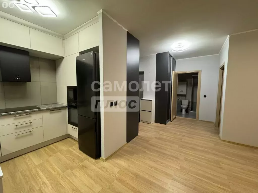 3-комнатная квартира: Екатеринбург, улица Щербакова, 150 (70.6 м) - Фото 2