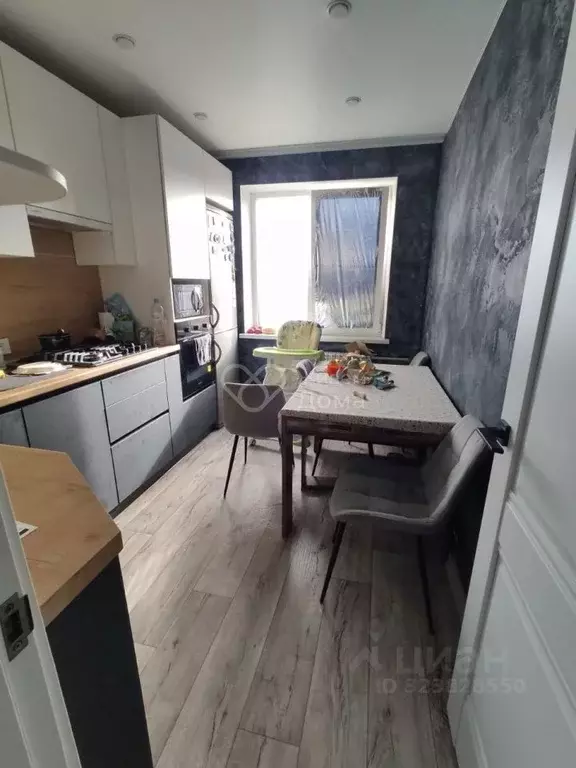 2-к кв. Волгоградская область, Волгоград ул. Менжинского, 27 (50.9 м) - Фото 2