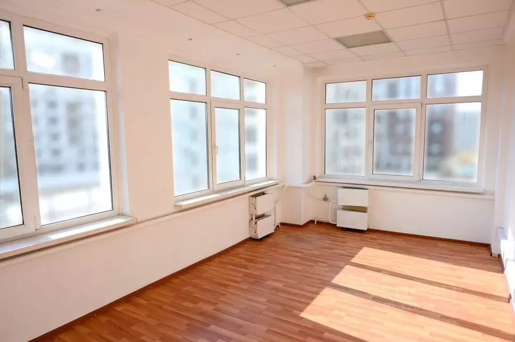 Офис в Краснодарский край, Краснодар Сормовская ул., 3 (211 м) - Фото 1