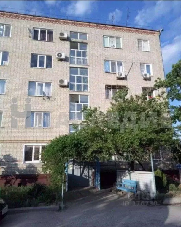 Авито квартиры в славянске. Славянск на кубани недвижимость квартиры. Шкарупа совхозный славянск-н-кубани. Квартира или дом продаётся?. Славянск на кубани недвижимость квартиры.
