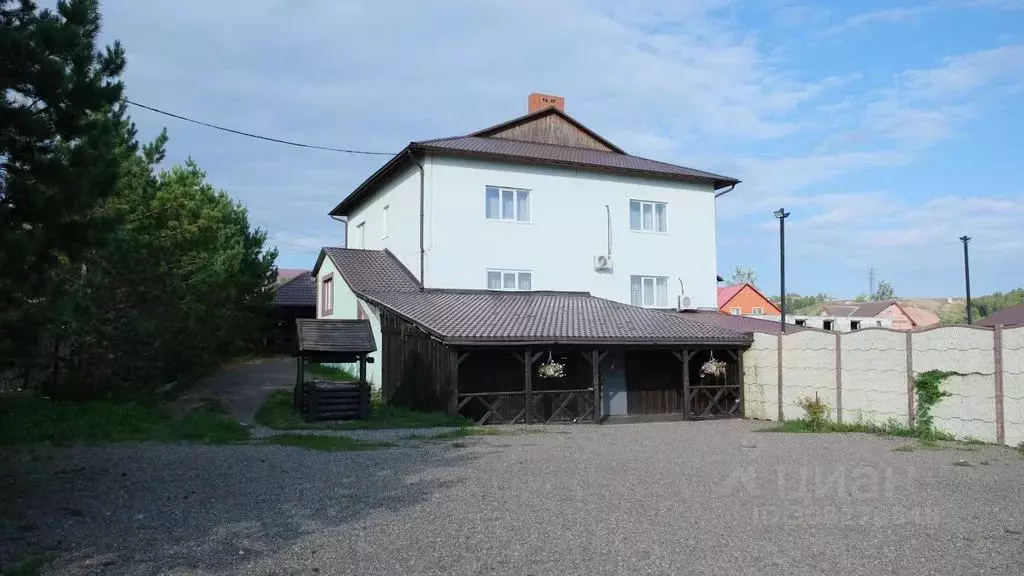 Дом в Красноярский край, Красноярск городской округ, пос. Солонцы, ... - Фото 1