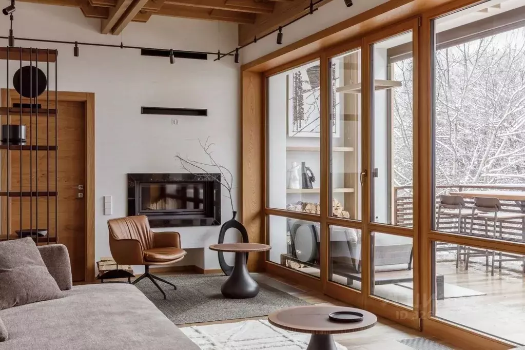 2-к кв. Краснодарский край, Сочи Красная Поляна пгт, ул. Пчеловодов, ... - Фото 2