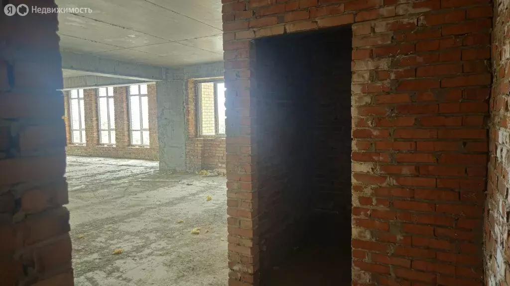 3-комнатная квартира: Владикавказ, улица Калинина, 62А (133 м) - Фото 2