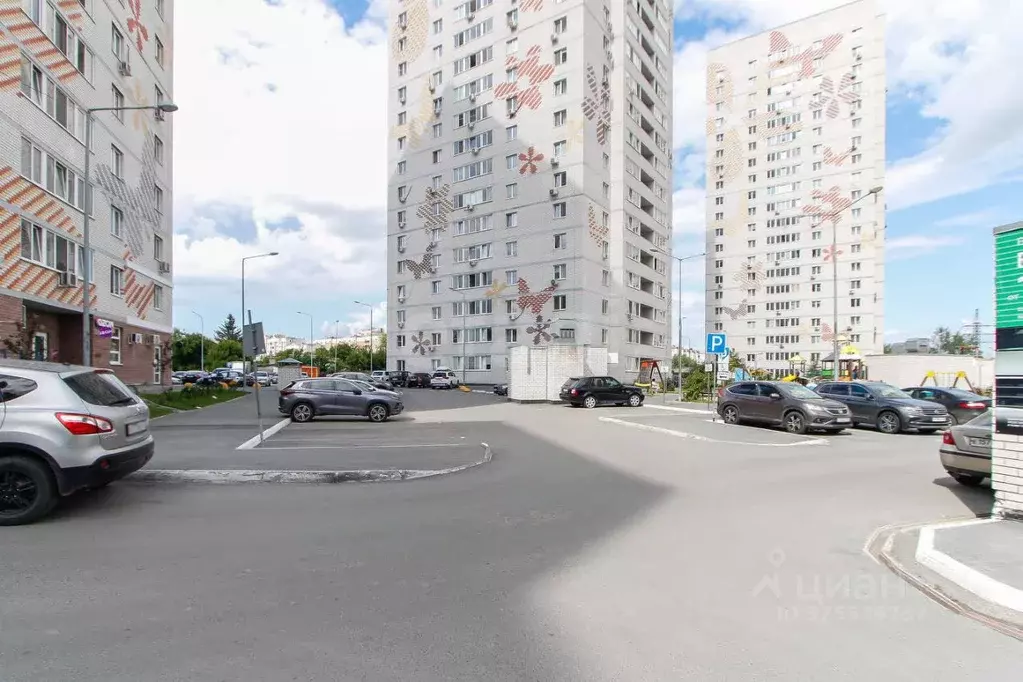 Гараж в Тюменская область, Тюмень Таврическая ул., 9Бс2 (13 м) - Фото 1