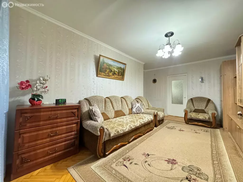 3-комнатная квартира: Нальчик, улица Кирова, 3 (59 м) - Фото 0