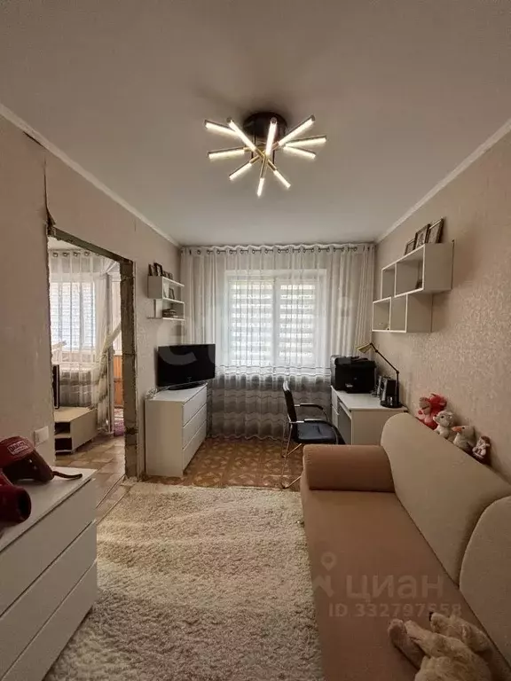 3-к кв. Татарстан, Альметьевск Девонская ул., 93 (57.4 м) - Фото 1