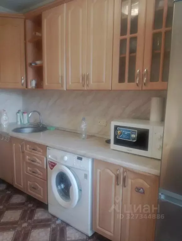 3-к кв. Белгородская область, Белгород ул. Победы, 83 (62.0 м) - Фото 1