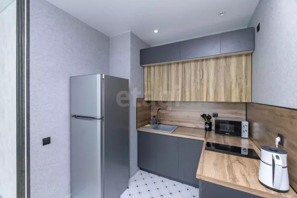 1-к кв. Тюменская область, Тюмень Профсоюзная ул., 59 (43.0 м) - Фото 2