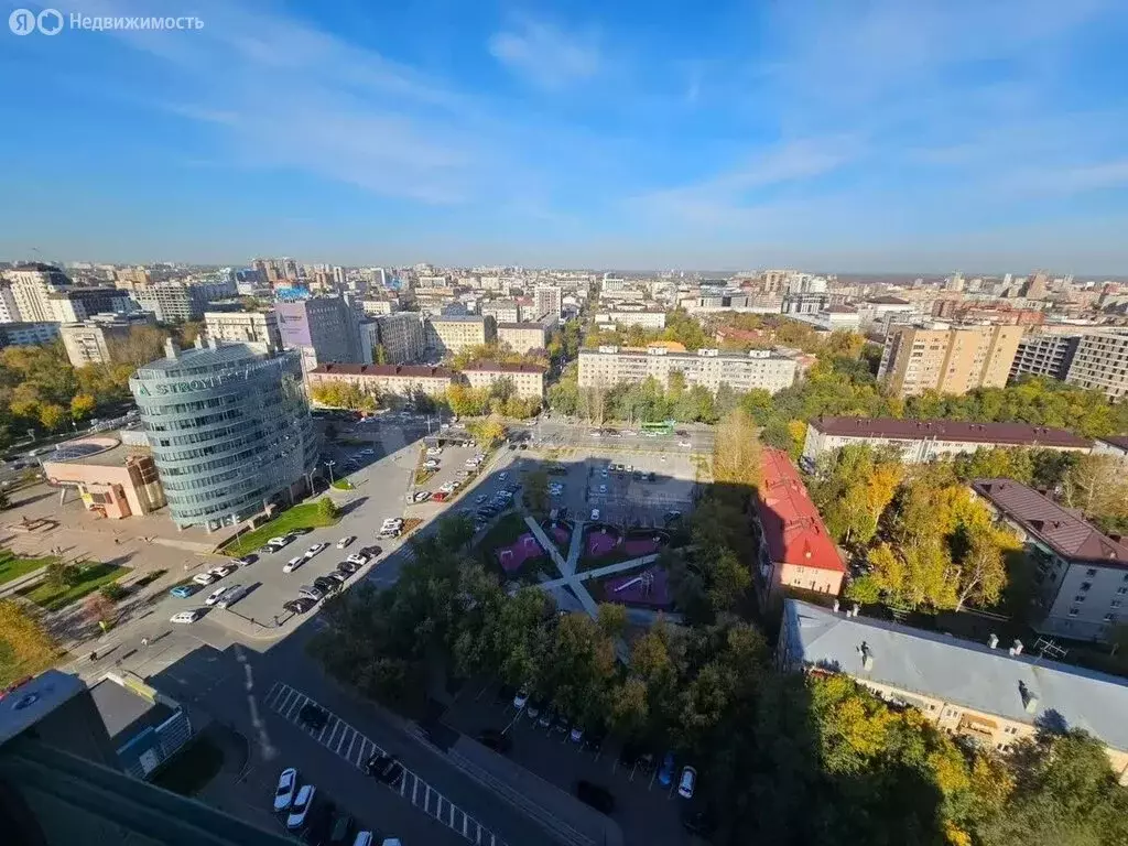 2-комнатная квартира: Тюмень, улица Николая Машарова, 2 (110.2 м) - Фото 2