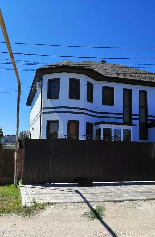 Дом в Саратовская область, Энгельс Совхозная ул. (165 м) - Фото 1