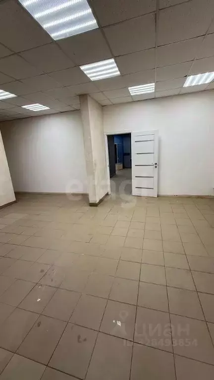 Торговая площадь в Вологодская область, Череповец ул. Максима ... - Фото 2