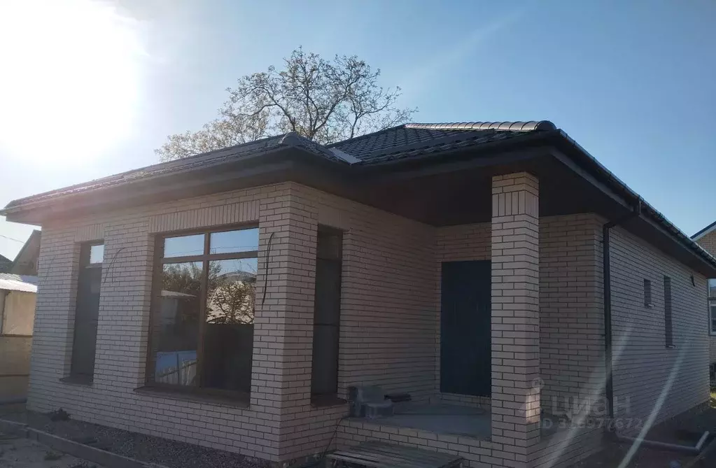 Дом в Краснодарский край, Ейск ул. Куйбышева (92 м) - Фото 0