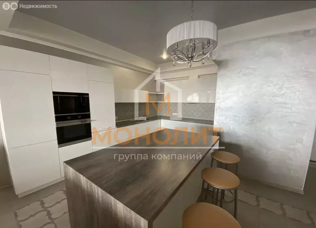 3-комнатная квартира: Ялта, улица Свердлова, 48Ак6 (110 м) - Фото 1