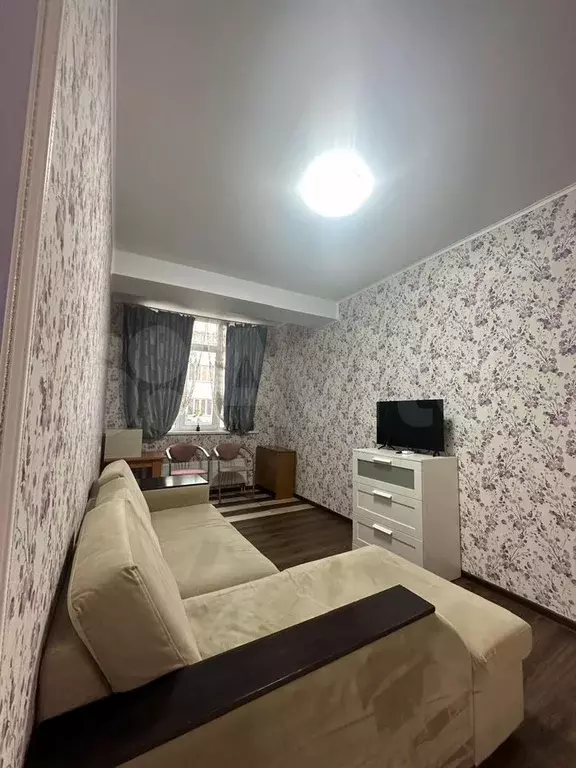 2-к. квартира, 45 м, 1/7 эт. - Фото 0