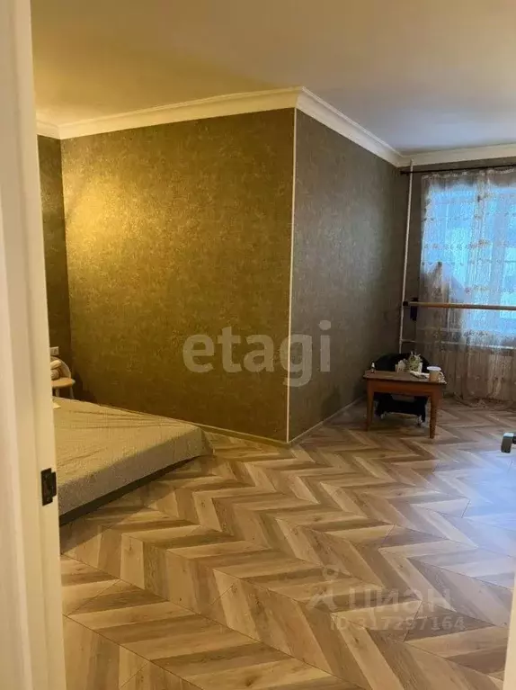 3-к кв. Калужская область, Калуга ул. Суворова, 116 (68.8 м) - Фото 0
