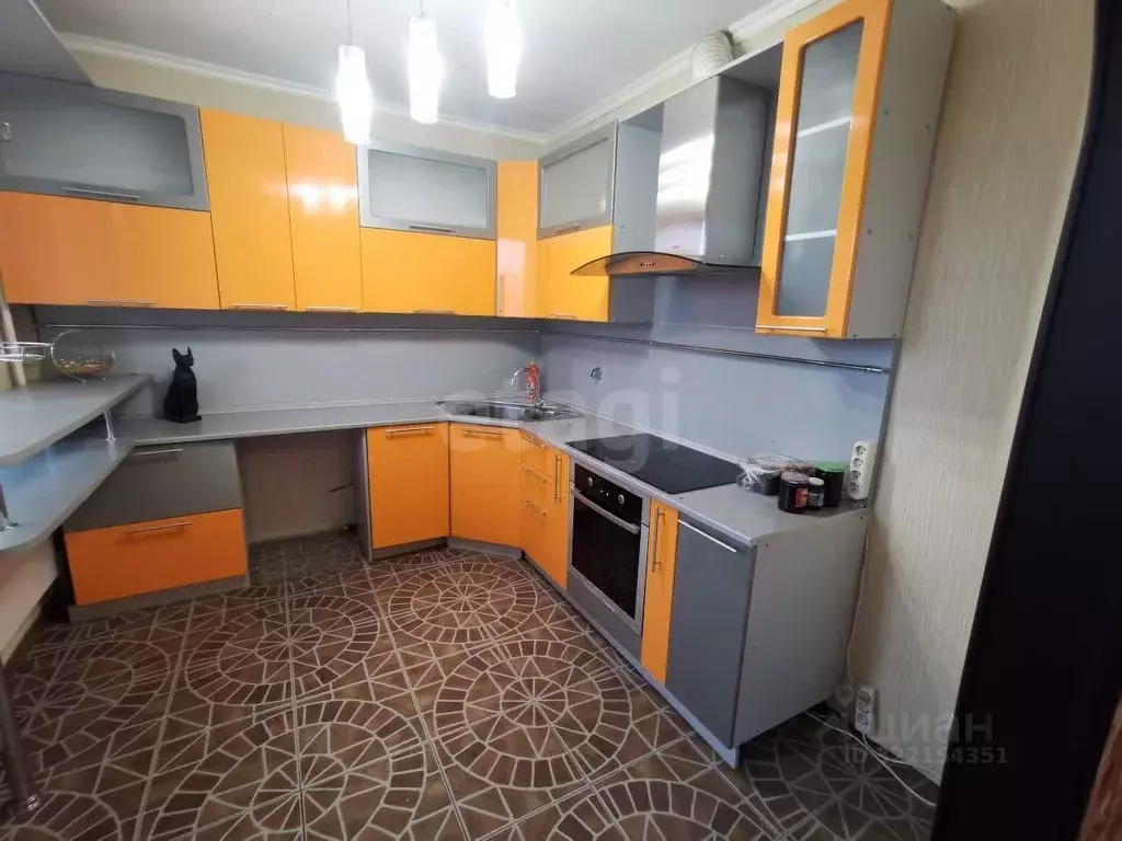 4-к кв. Ямало-Ненецкий АО, Ноябрьск ул. Изыскателей, 40 (79.0 м) - Фото 0