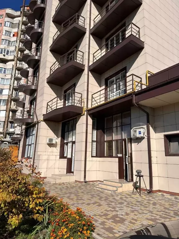 3-к кв. Северная Осетия, Владикавказ просп. Коста, 83 (140.0 м) - Фото 2