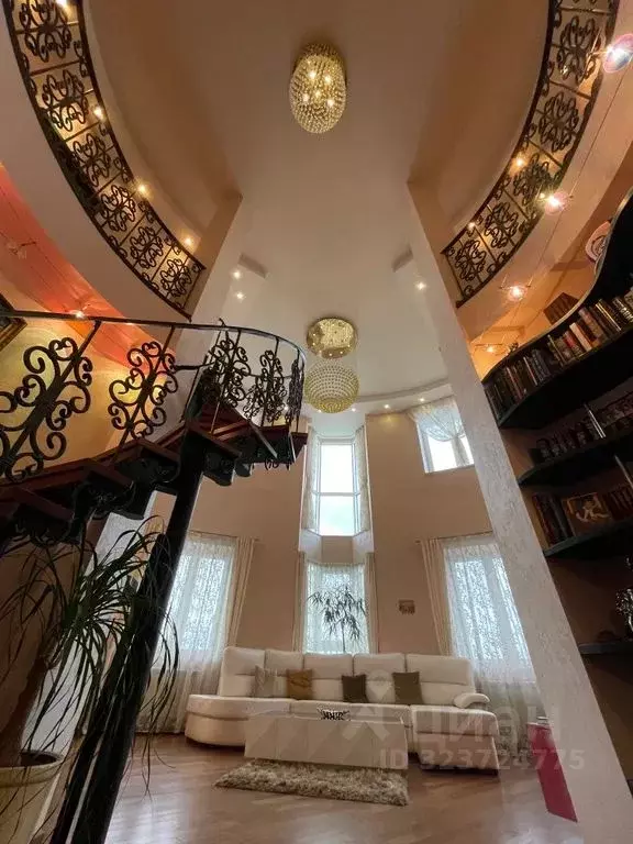 4-к кв. Санкт-Петербург просп. Ветеранов, 130 (184.0 м) - Фото 1