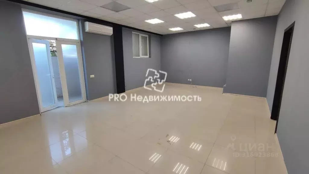 Торговая площадь в Севастополь просп. Античный, 26к3 (59 м) - Фото 1