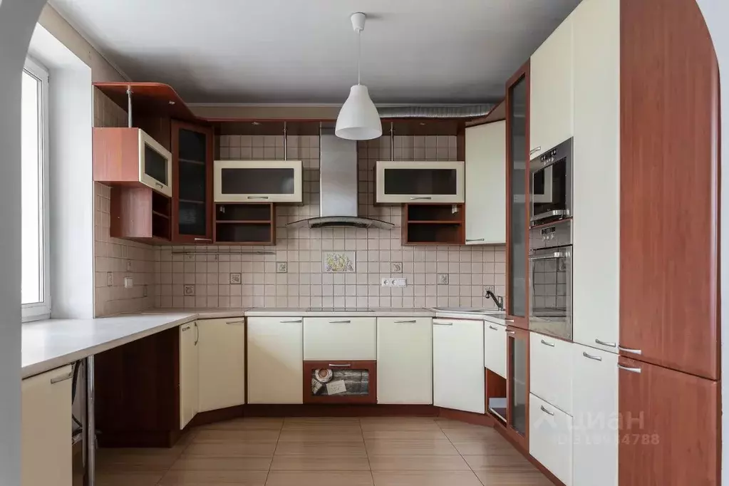 4-к кв. Санкт-Петербург ул. Коммуны, 50 (143.5 м) - Фото 0