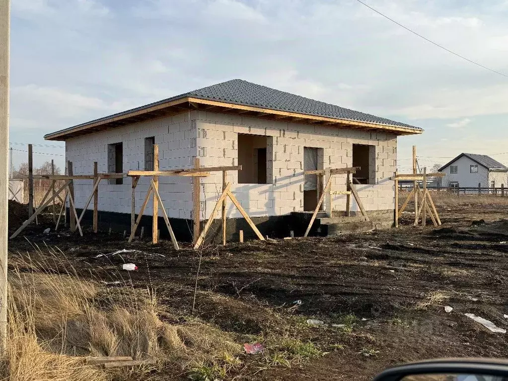 Дом в Челябинская область, Красноармейский муниципальный округ, пос. ... - Фото 0