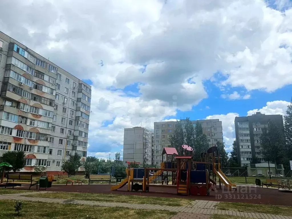 1-к кв. Белгородская область, Губкин Преображенская ул., 4 (30.7 м) - Фото 1